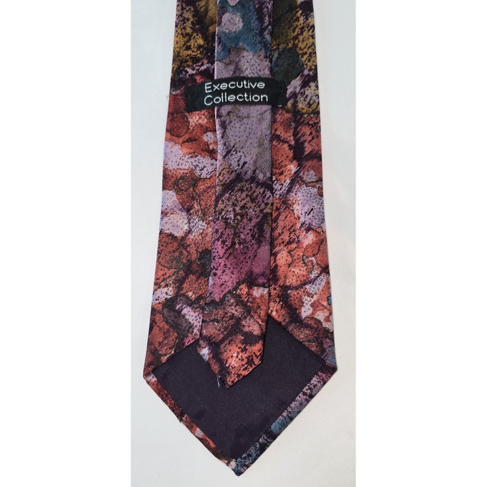 Executive‎ Collection Mens Abstract Painterly Silk Blend Necktie Burgundy Blue